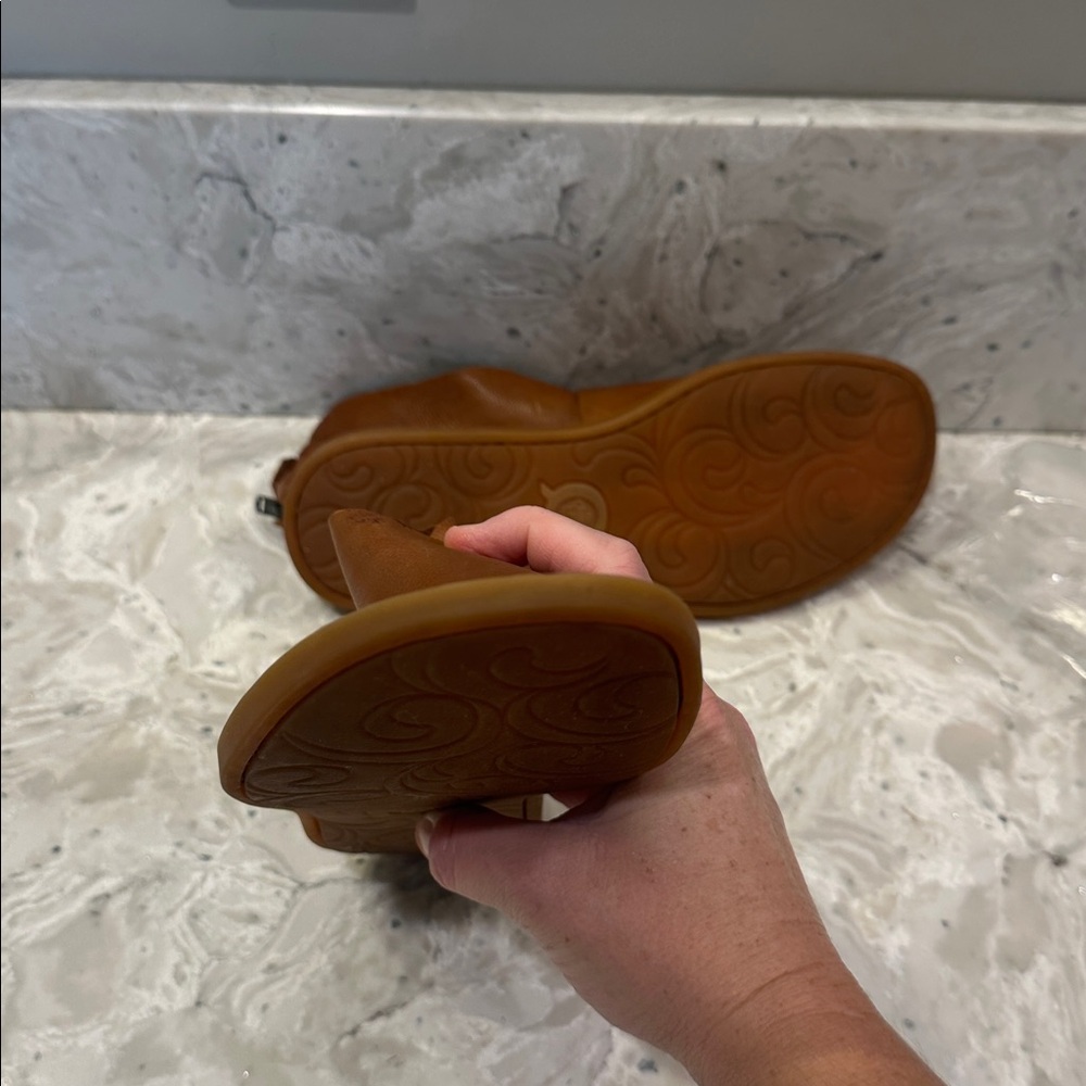 Born Tan Leather Slip-On Sandals - Picture 5 of 6